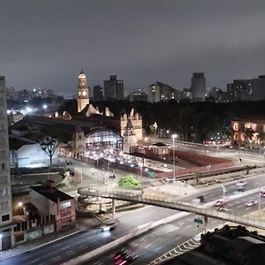 Studio Lindo; No Centro Em Frente Ao Metro!